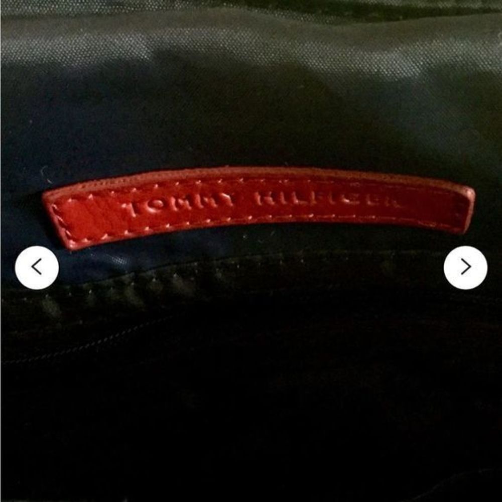 Tommy Hilfiger Black Quilted Nylon Vintage Shoulder Bag - Picture 4 of 4